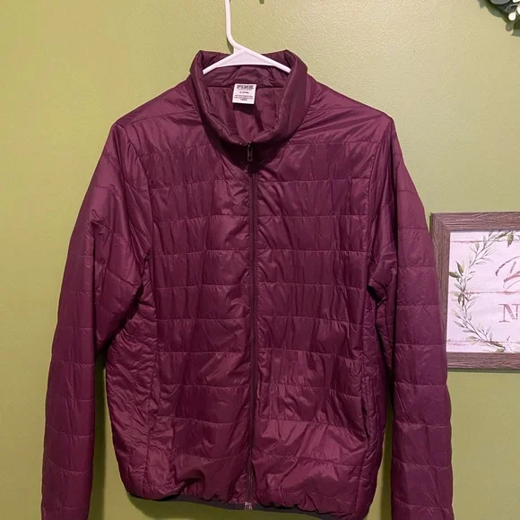 Victoria’s Secret pink puffer jacket - Picture 2 of 3